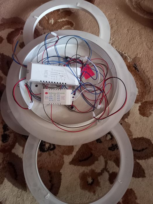 Лед люстра на запчастини