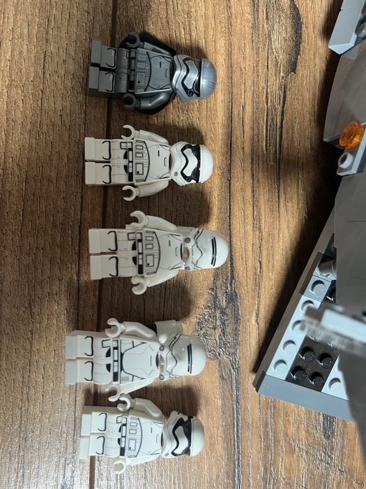 Lego Star Wars 75103