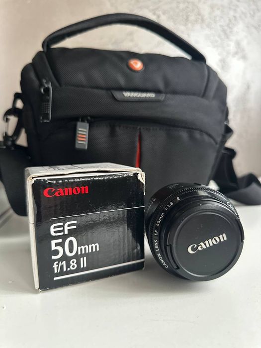 Обʼєктив портретний FIX Canon EF 50 mm f/1.811


Портретний F