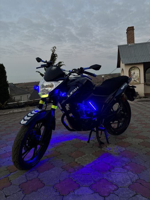 Lifan city-R 200