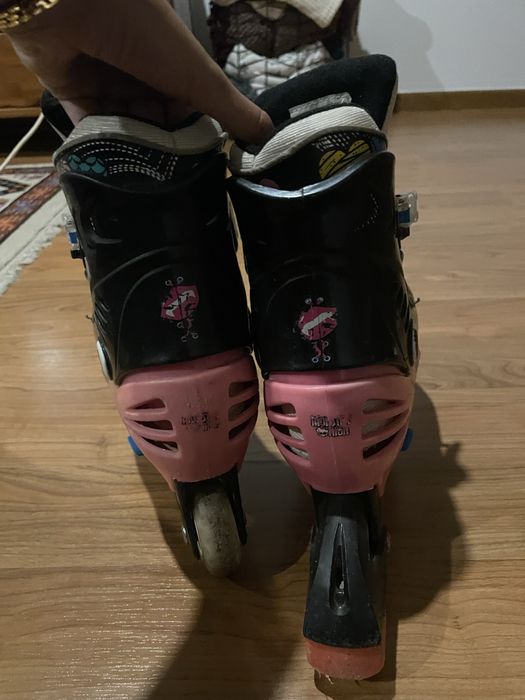 Patins em linha Monster High