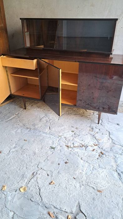 Komoda z PRLu w dobrym stanie