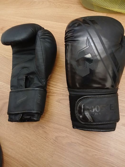 Komplet  zestaw kickboxing mma rekawice nagolenniki owijki