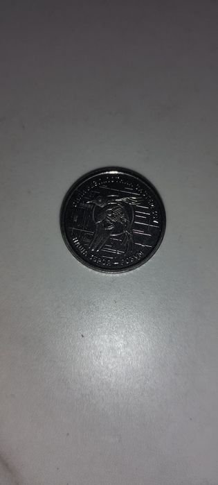 Продам колекційну монету 10 гривень.