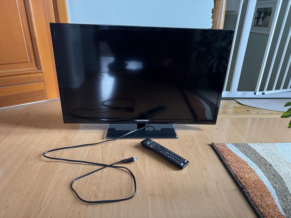 Telewizor 32 cale led Blaupunkt sprawny