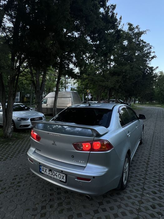 Mitsubishi LANCER 10 1.5 автомат Хозяин