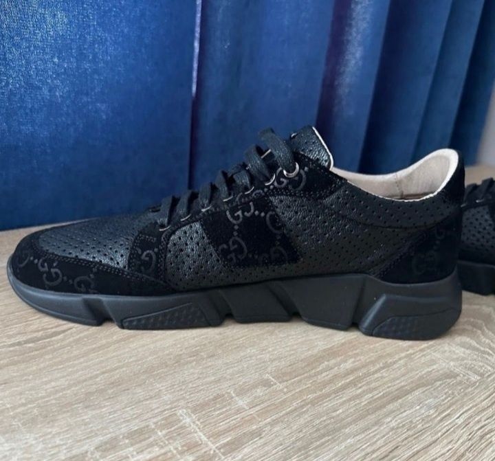 Кроссовки  Gucci