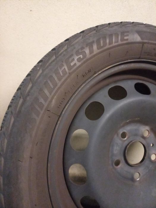 Vento 4 pneus de chuva .mais jantes 150€antes