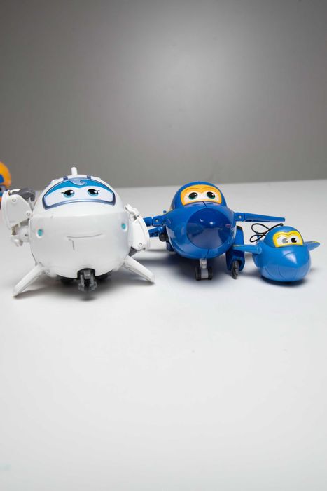 Figurki super wings