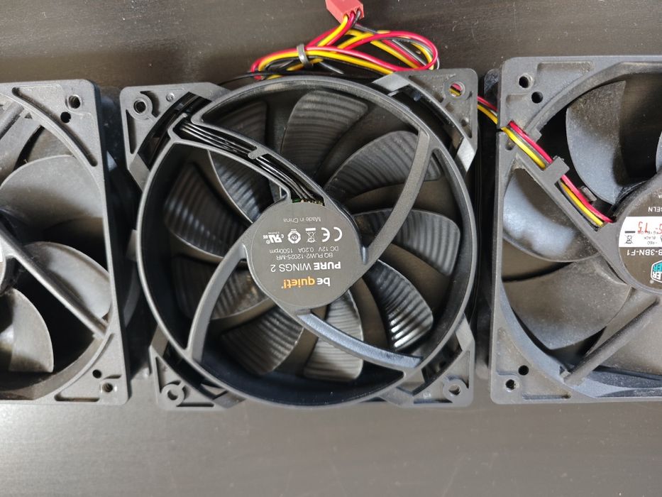 Ventoinhas CoolerMaster e BeQuiet