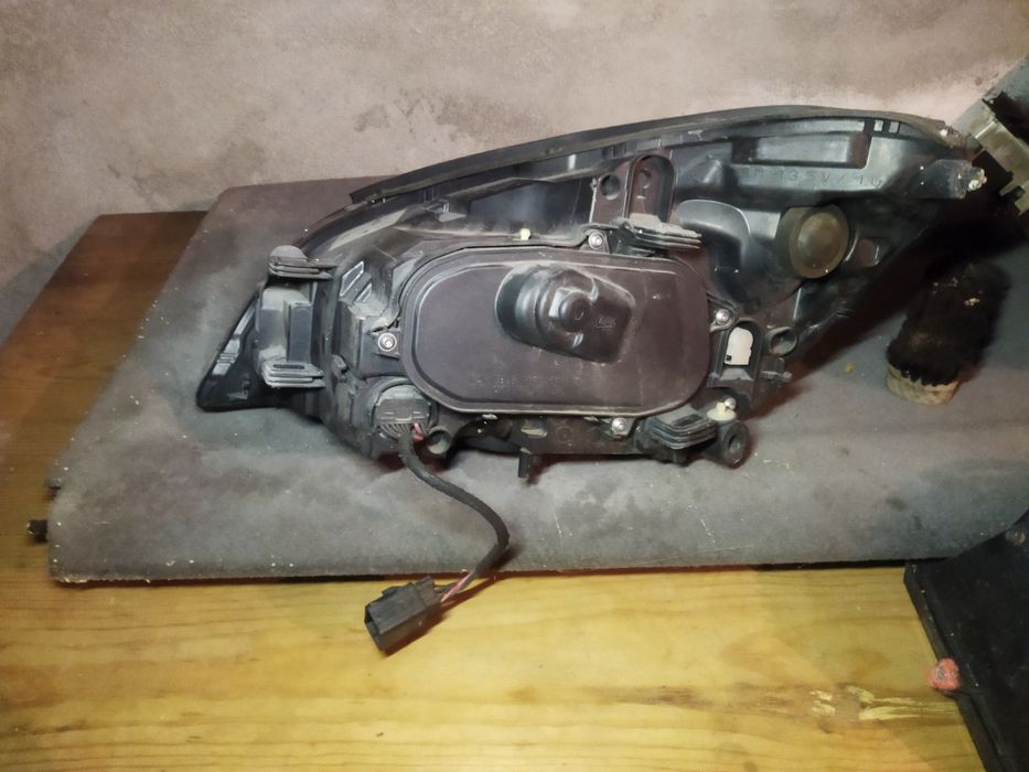 Volvo v60 / s60          .