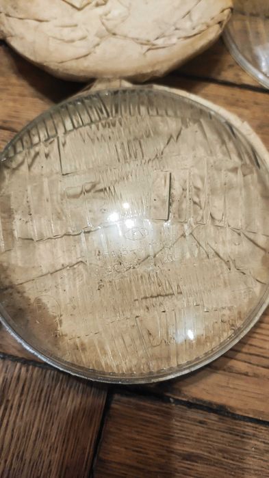 стёкла для фар ближнего света (ФГ-145) ваз 2103, 2106