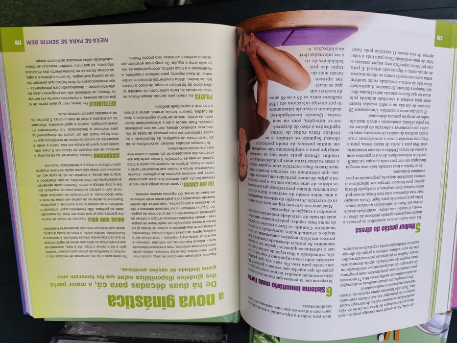 Livros Viva Melhor e Bíblia Sagrada