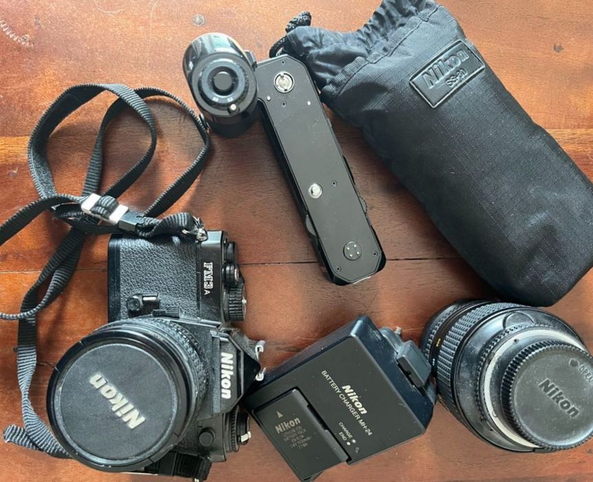 Nikon FM3A aparat analogowy + obiektyw i akcesoria