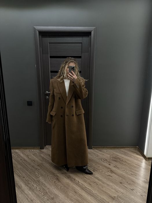 Пальто COS коричневе