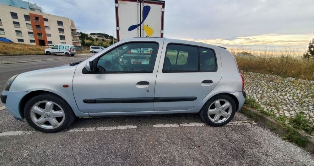 Renault clio 2002