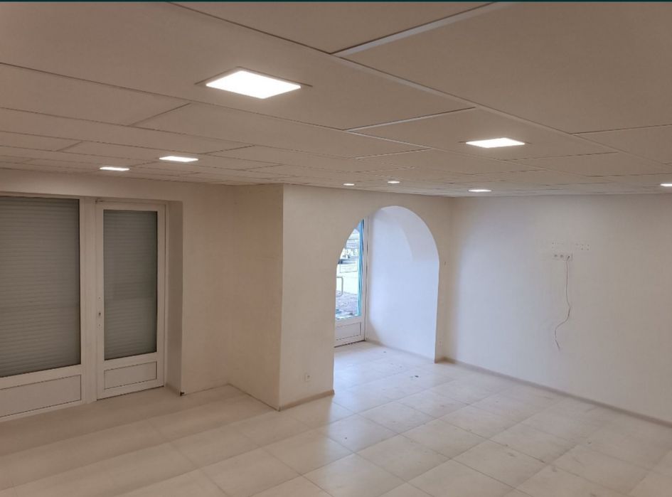 Магазин,салон,офіс. Центр.