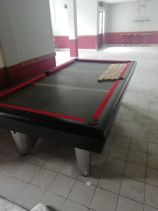 Mesa de Bilhar estilo moderno inox