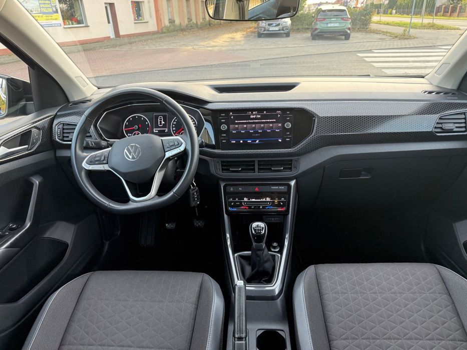 Volkswagen T-Cross 1.0i NAVI Full led 33.000 km !!