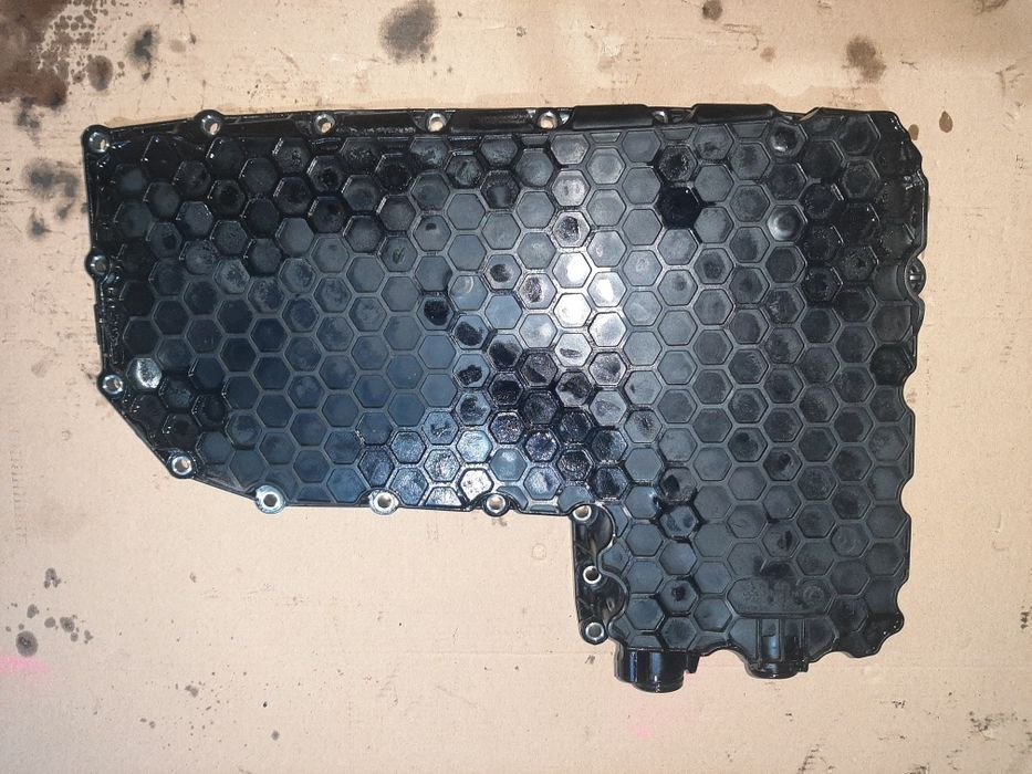 Miska oleju skrzyni automatycznej S-Tronik Audi  Vw