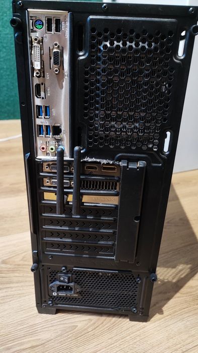 Komputer do gier PC i5-7500 GTX 1060 6GB 16GB RAM SSD+HDD WiFi Win10