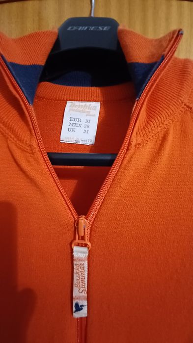 Casaco de malha laranja64739745989762121