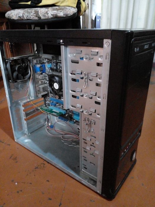 Системный блок с материнской платой и 2 hdd 1000gb