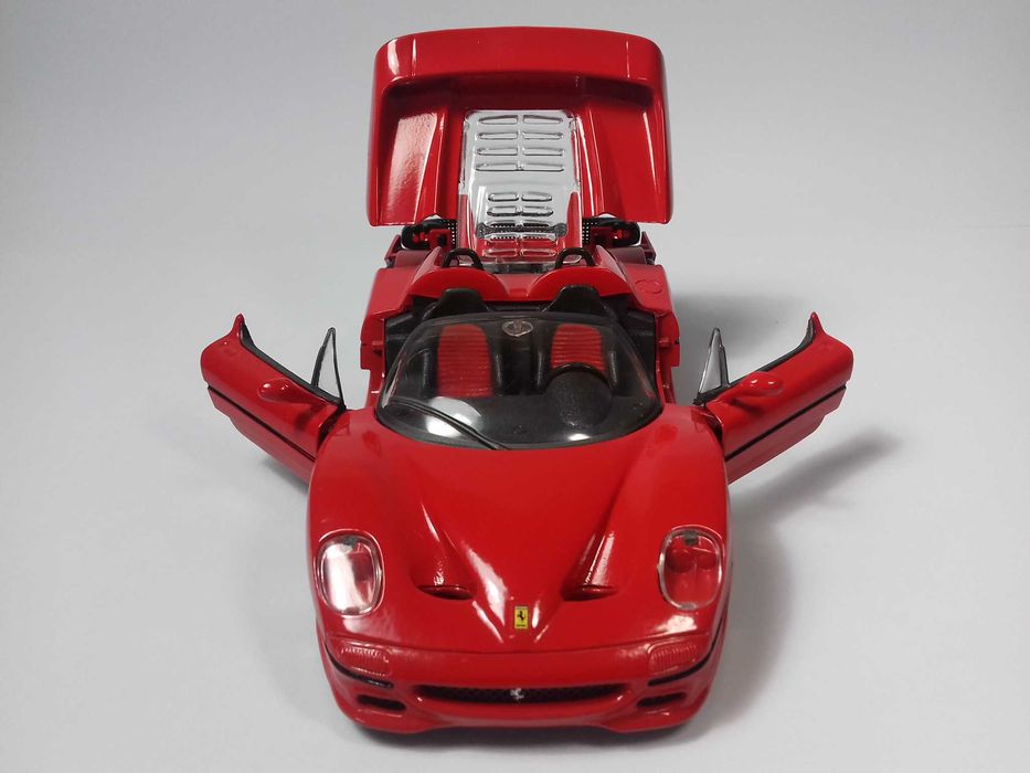 Maisto 1:24 - Ferrari F50