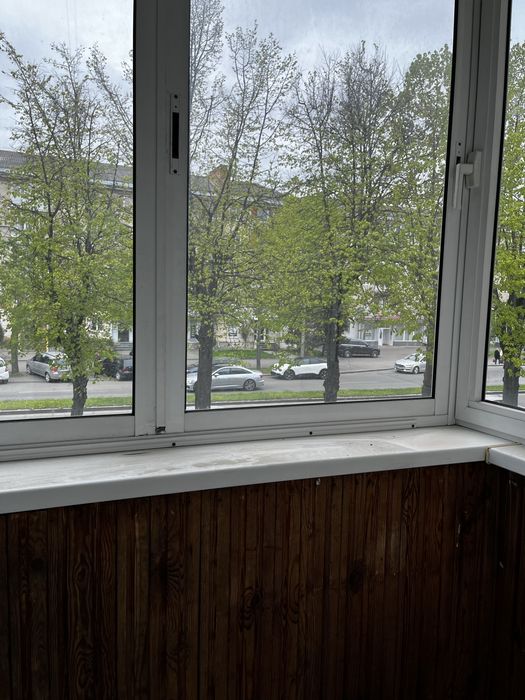 Продаж Двокімнатна квартира в центрі міста!