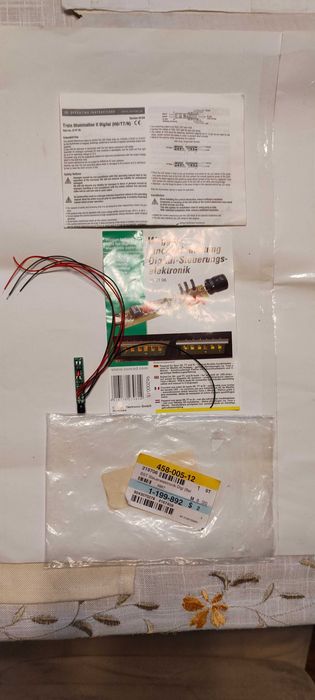 Kolejki - Cyfrowe oświetlenie wewnętrzne wagonu