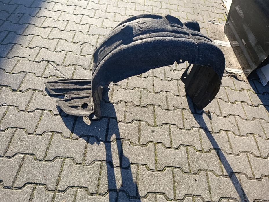 Nadkole Lexus IS300h. Oryginał