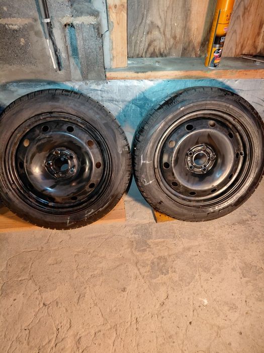 Komplet opon zimowych z kołpakami  Kleber205/65R16
