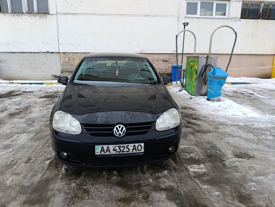 Продам Volkswagen Golf 5, 2005 року, 1.6 бензин