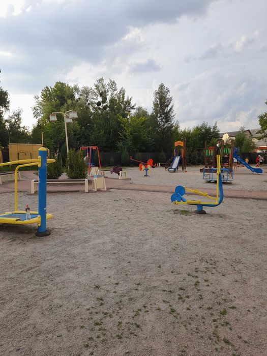 Продається сучасна євротрійка в ЖК «Полісся» 99 000 $