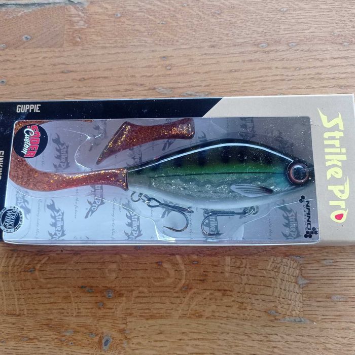 Джеркбейты Strike Pro Guppie.