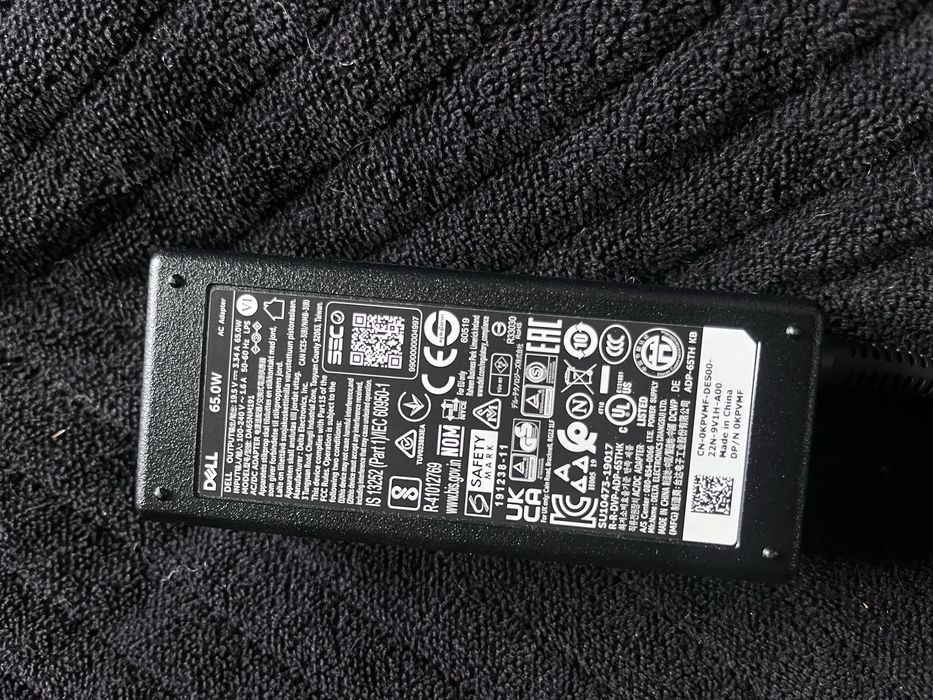 Dell vostro 15 3510 i3