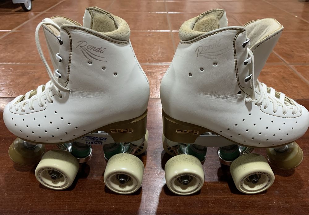 Patins de patinagem artistica n. 210