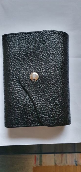 Porta cartões em preto