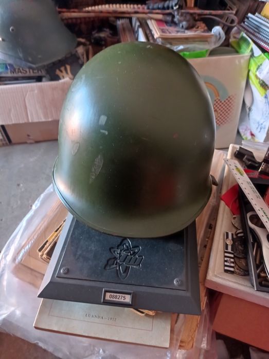 Capacete americano usado no vietnam