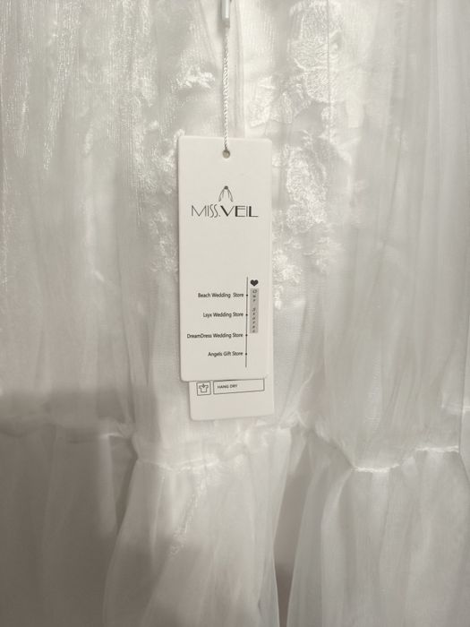 Suknia ślubna z koronką rozmiar 38