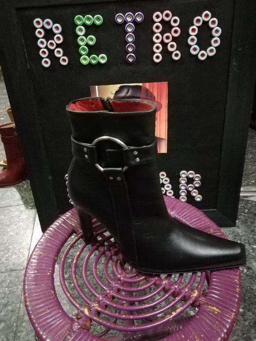 Botas pretas em pele Luichiny originais tam. 37,38,39