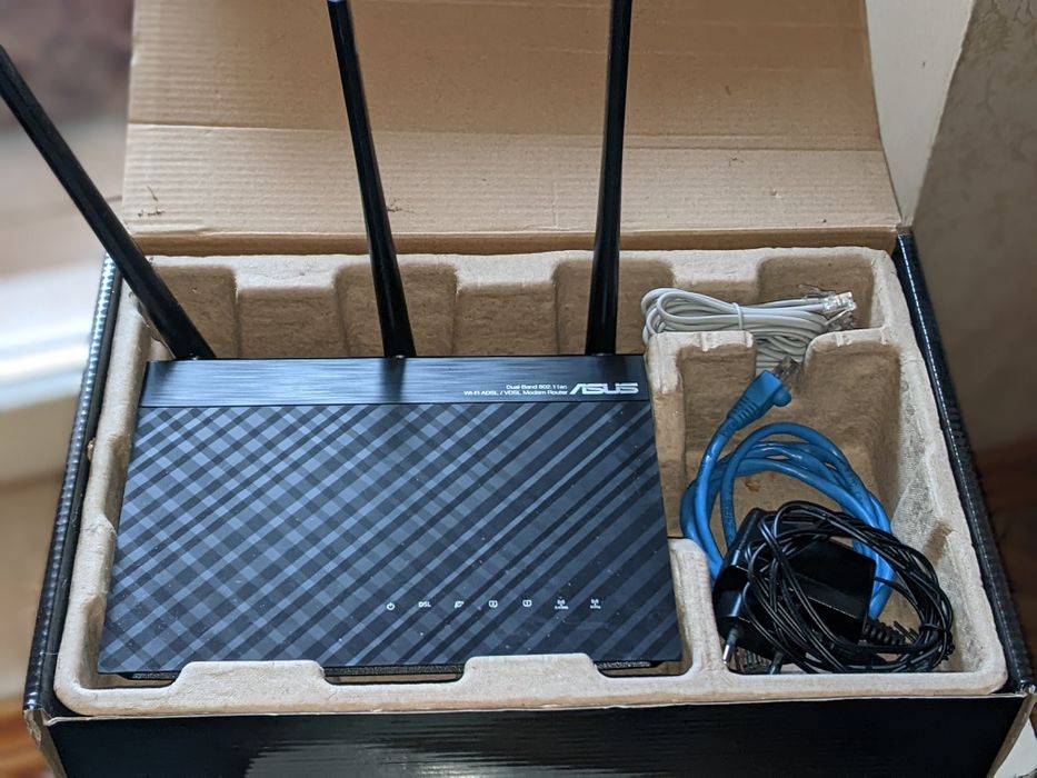 ASUS DSL-AC51 дводіапазонний WiFi роутер модем