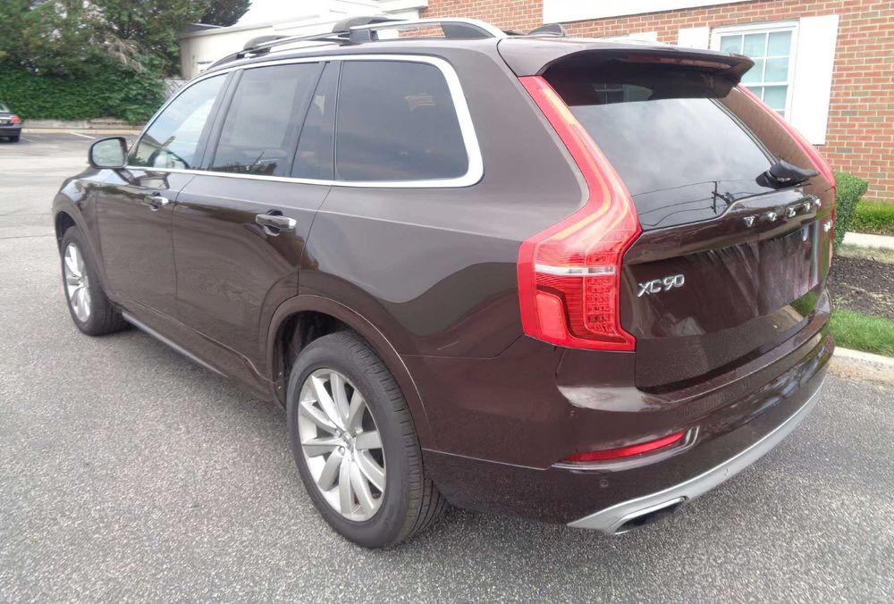 Volvo Xc90      2018
