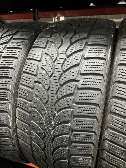 Шини,Резина,Комплект,Зима 225/40/18 92V Bridgestone Blizzak LM-32