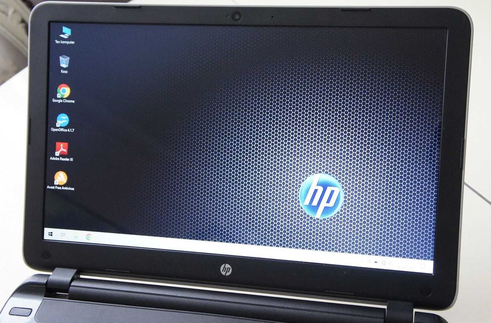 Laptop HP 15, procesor Intel, dysk 1TB