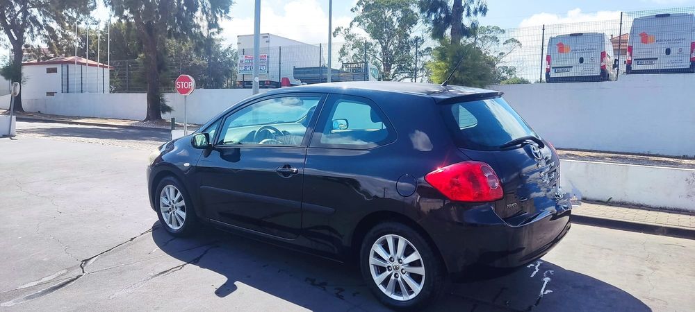 Toyota Auris 1.4 D-4D SOL 90cv | 232.000 km