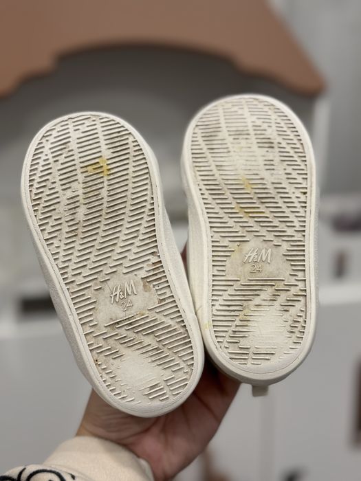 Дитячі кеди від H&M