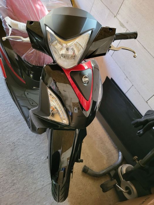 Скутер Sym Symphony ST 200