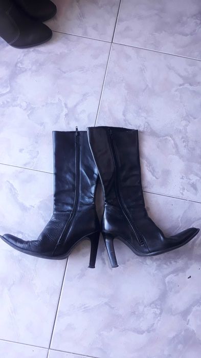 Calçado de mulher em bom estado para desocupar