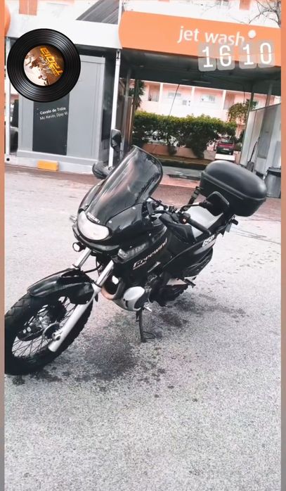 XF650 Freewind ( motor DR650 num modelo trail )